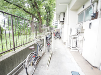 【その他共用部分】 | 自転車置き場です