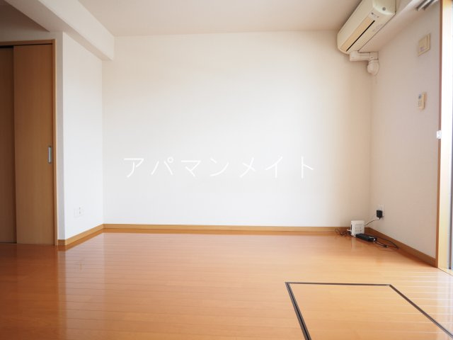【居間・リビング】 | スガノビル | 戸塚周辺ならアパマンメイトへＬｅｔｓ Ｇｏ ！