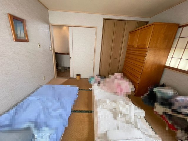千葉市緑区大高町　事務所兼居宅　5LDKの寝室