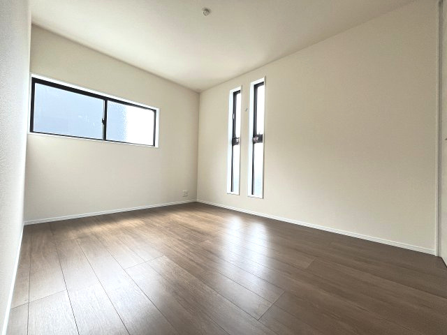 【子供部屋】 | 春日市一の谷4丁目　2号棟（全3棟）【仲介手数料無料・0円】 | 現地写真。
