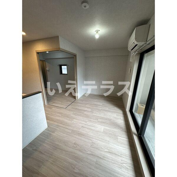 SDグランツ神戸Peninsulaの居間・リビング