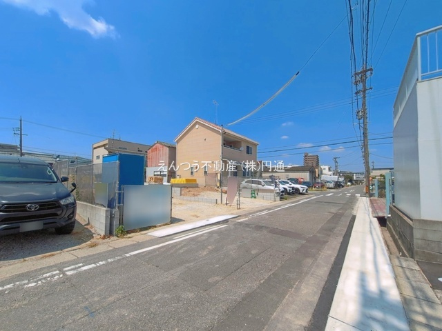 リーブルガーデン島田1丁目の前面道路含む現地写真