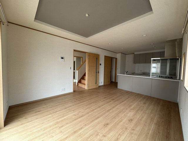 蘇我三丁目中古戸建の居間・リビング|0.5倍率