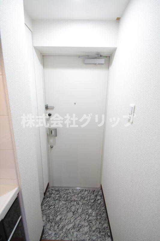 グリフィン横浜・岡野公園弐番館の玄関