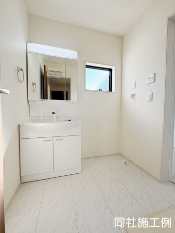 新築戸建・新築建売　福島市方木田上原第2　吉井田小・第一中の独立洗面台