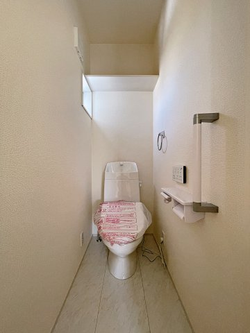 新築戸建・新築建売　福島市方木田上原第2　吉井田小・第一中のトイレ|各階にございますので、朝の混雑時や夜中の利用も安心です！