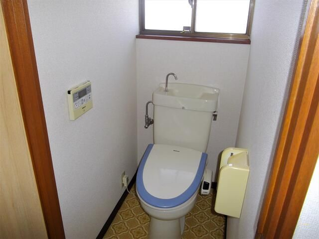 新高根五丁目貸家のトイレ