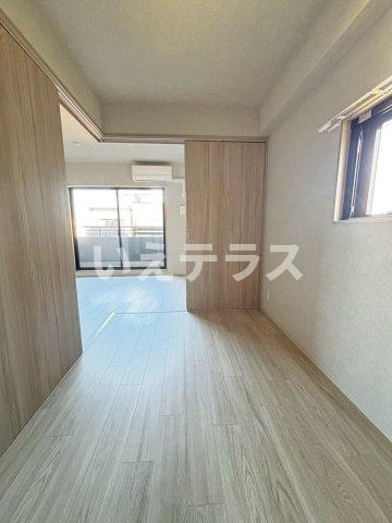 SDグランツ神戸Peninsulaの居間・リビング