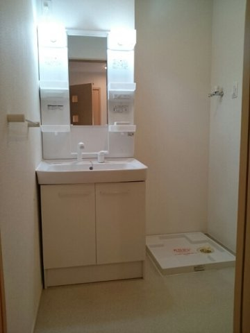 ラヴェール若宮の洗面所