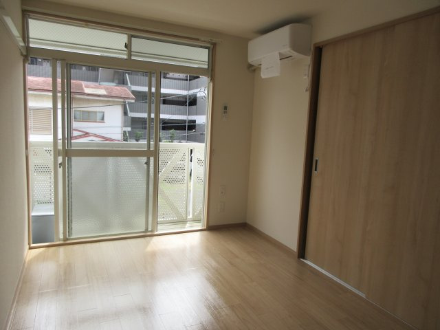 エクセレントヴィラのエントランス|※同タイプ別部屋の参考写真になります