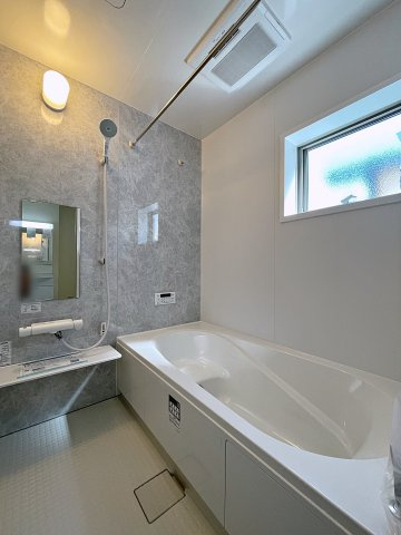 新築戸建・新築建売　福島市方木田上原第2　吉井田小・第一中のバルコニー