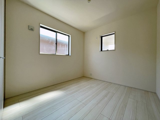 新築戸建・新築建売　福島市方木田上原第2　吉井田小・第一中の洋室|5.2帖の洋室はコンパクトなので空調効率が高く過ごしやすいプライベートルーム！