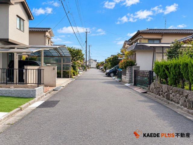 【カエデプラス不動産】近江八幡市篠原町2丁目　01期　全1棟の前面道路含む現地写真|現地写真（前道）9/18　撮影