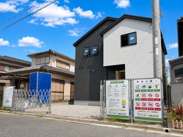 近江八幡市篠原町2丁目の外観