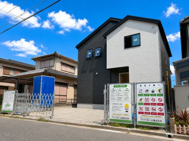 近江八幡市篠原町2丁目の外観