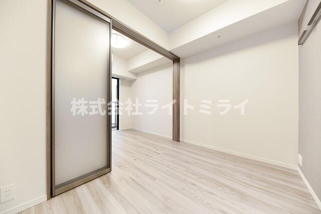 ベルファース神田神保町の居間・リビング|※写真は同タイプ住戸です。