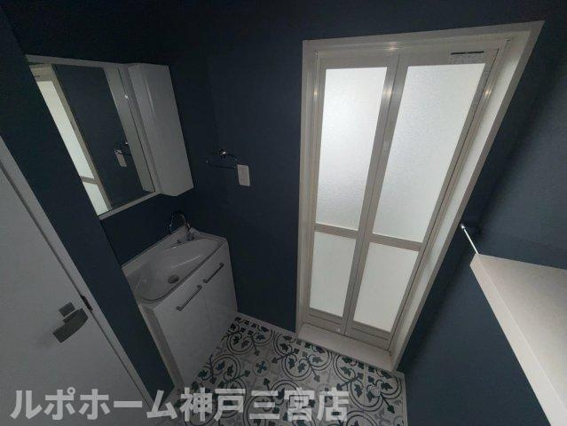 マンション指月の洗面所