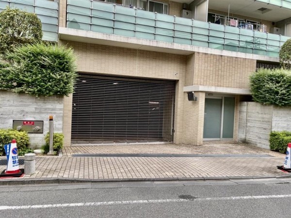 プラウド代々木初台の外観
