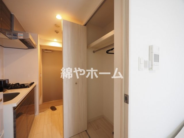 ジアコスモ大阪城南の内装|明るい色調の室内です
