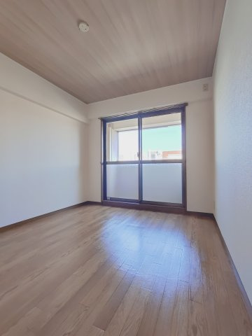 【内装】 | コーポラス石井　 | きれいな洋室です