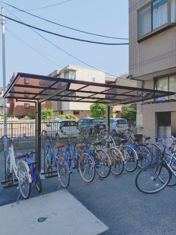 【その他共用部分】 | コーポラス石井　 | 敷地内自転車置き場です