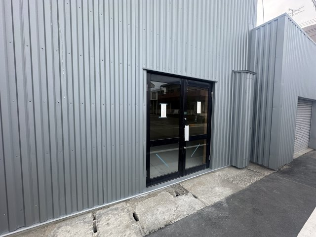 岸和田市加守町店舗・事務所の内装