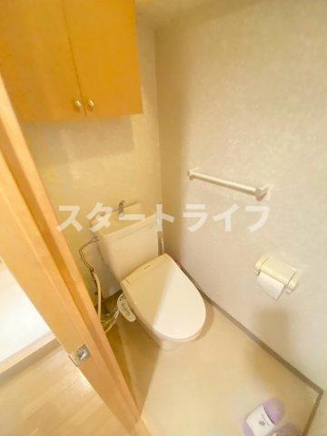 大阪市淀川区三国本町２丁目の賃貸マンションのトイレ