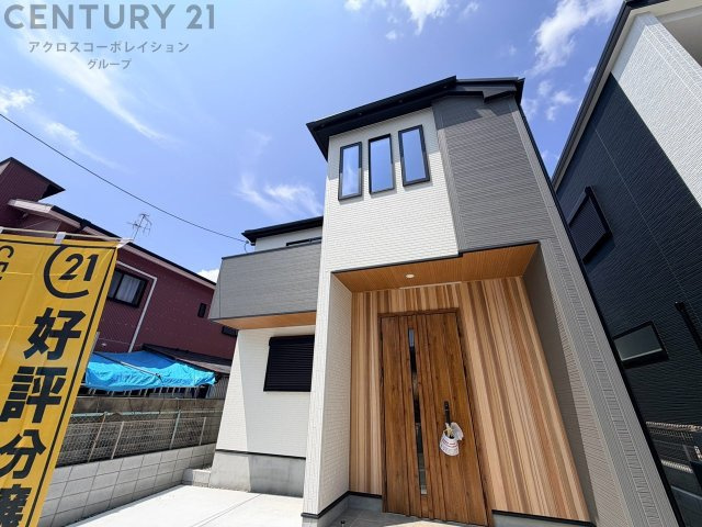 各お部屋にクローゼットや物入れがあり、家具を減らしてお部屋を広く使えます。