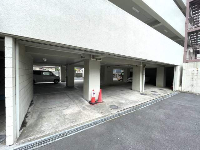 金町コーポB棟の駐車場|駐車場/月額10,000円（空有　令和8年8月時点）