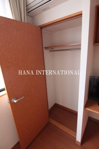 レオパレスクレールニトナの収納