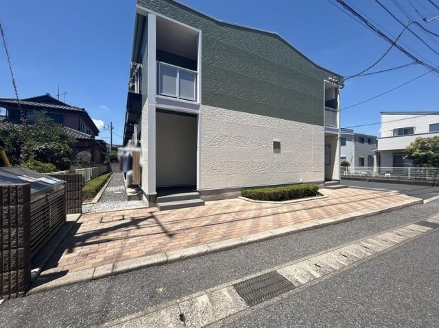 レオパレスクレールニトナの駐車場