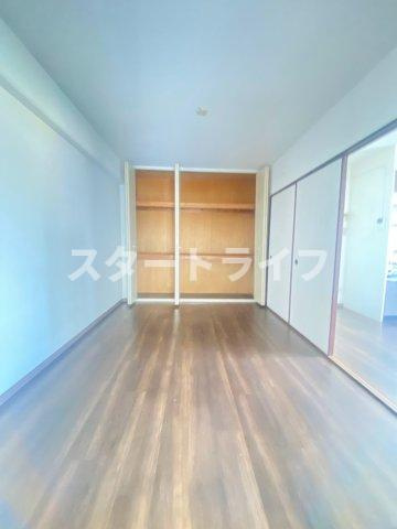 大阪市淀川区三国本町３丁目の賃貸マンションの収納