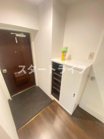 大阪市淀川区三国本町３丁目の賃貸マンションの玄関