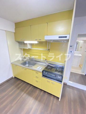 大阪市淀川区三国本町３丁目の賃貸マンションのキッチン