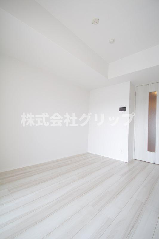 リヴシティ横濱新川町弐番館の洋室