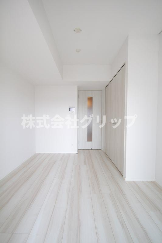 リヴシティ横濱新川町弐番館の居間・リビング