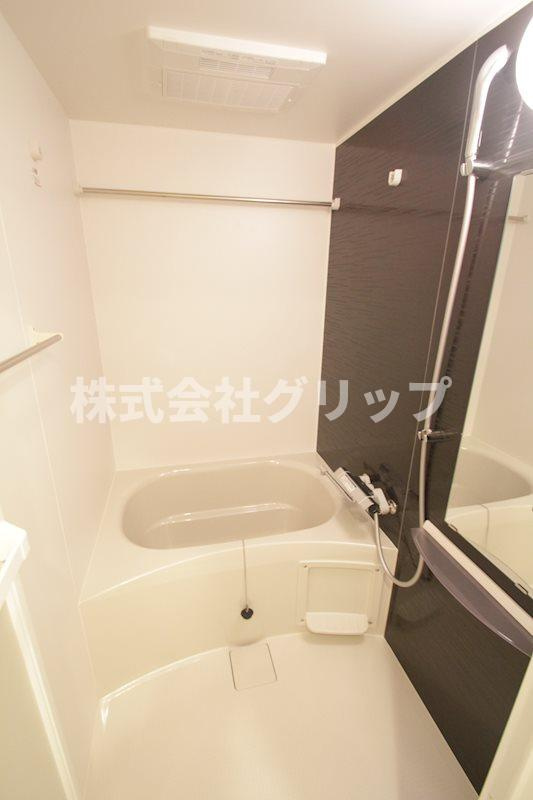 リヴシティ横濱新川町弐番館の浴室