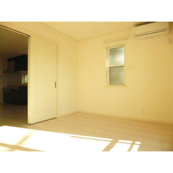 【寝室】 | パイン　フォレスト
