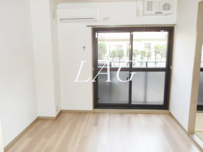 【居間・リビング】 | サニーコート南台 | 洋室のお部屋です。