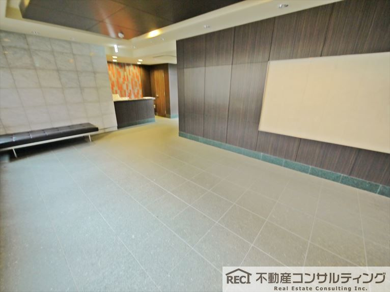 ザ・岡本プレミアムのロビー