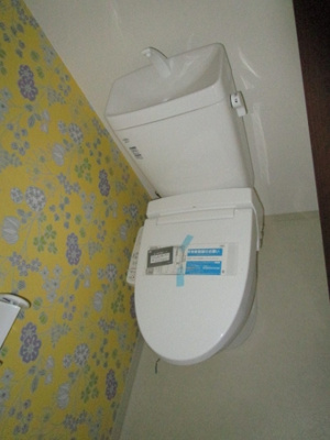 【トイレ】 | 辻田ビル | 落ち着いた色調のトイレです