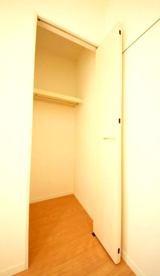 アンビエンテ千葉EAST館の収納