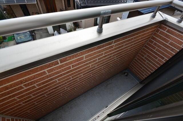 グリシーヌ岩槻本町のバルコニー