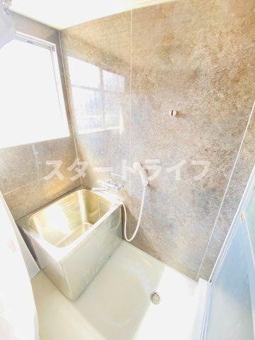 大阪市淀川区西中島１丁目の賃貸マンションの浴室