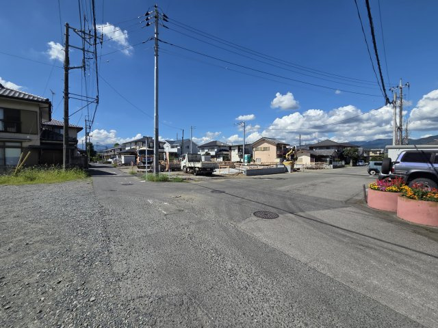 新築　桐生市相生町第19　5号棟　CRADLE GARDENの前面道路含む現地写真|現地写真　南西側前面道路幅員約4.0ｍ