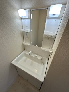【独立洗面台】