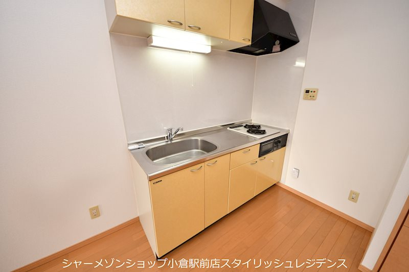 FORTUNATE砂津のキッチン