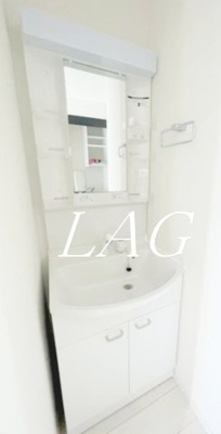 【居間・リビング】 | カルーセル　エルドラド | 洋室のお部屋です。