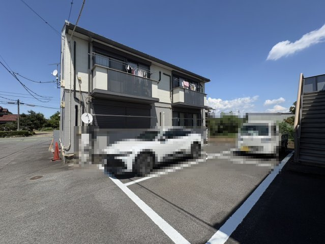 ルシェルＳの駐車場|当社、チルホームのHPもご覧ください(^^)/物件情報多数♪