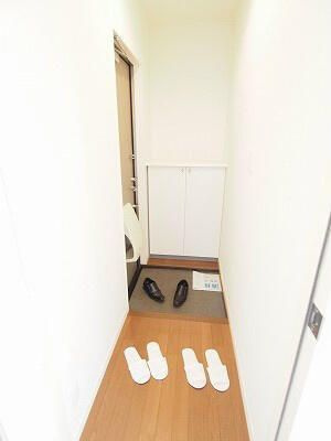 エクセラン杉並の玄関